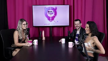 Loi gostosa chupa os peitos da safada e depois most sua buceta espuleta e himeros mansion sheer red