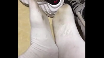 白袜粗口 thumbnail