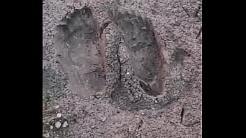Barefeet grounding sensation in mud #barefeet #sensory #fun