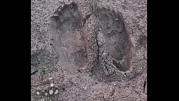 Barefeet grounding sensation in mud #barefeet #sensory #fun