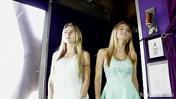 Hot kinky lesbians fuck