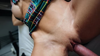 Fitness instructor squeeze every drop out of his dick