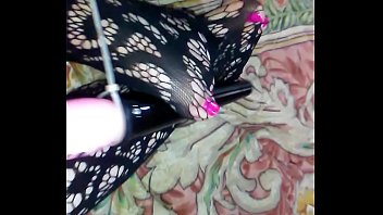 Worship my pink toes