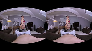 Gabrielle gucci is one kinky babe in virtual reality