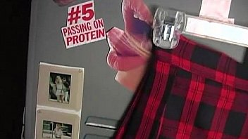 Ashley shares the cum