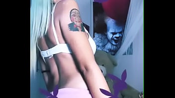 Caliente perra te pondra la verga dura