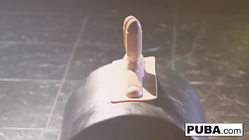 Sexy babe fucks herself