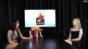 Veja a entrevista safada e cheia de putaria com a vivan lola e nossa saudosa vitória beatriz no porn cast brazil parte 3 watch sheer red