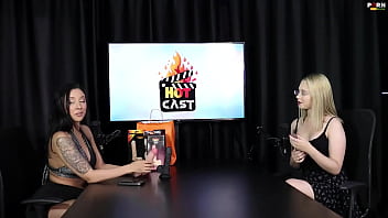 Veja a entrevista safada e cheia de putaria com a vivan lola e nossa saudosa vitória beatriz no porn cast brazil parte 3 watch sheer red