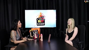 Veja a entrevista safada e cheia de putaria com a vivan lola e nossa saudosa vitória beatriz no porn cast brazil parte 3 watch sheer red