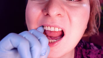 Popping candy teeth fetish and medical gloves arya grander