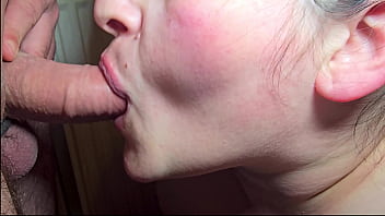 Close up blowjob every drop on the tongue awakens a new fire in her