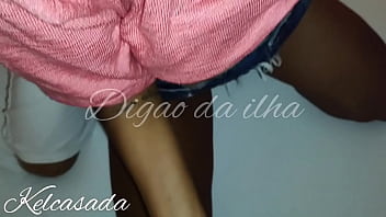 Comecei fudendo na areia e fui parar no motel