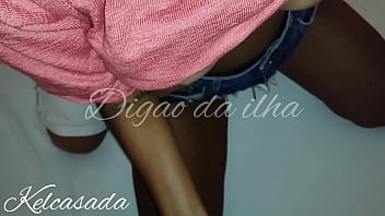 Comecei fudendo na areia e fui parar no motel