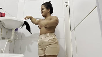 Queria um macho pra me comer