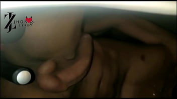 Jhonzer0 tesão no buceta molhada e pau enterrado no cu