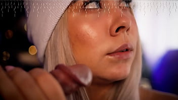 Cute girl with a big body enjoys showing off her sex life on the internet