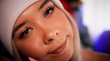 Cute girl with a big body enjoys showing off her sex life on the internet