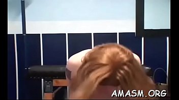 Glamor bombshell can't get enough of fucking