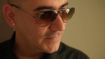 Sexy latina realtor fucks her client to seal the office deal