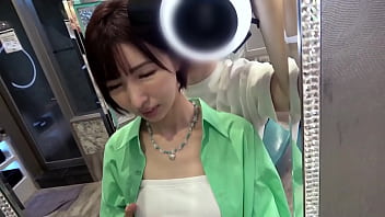 ライブ終わりにホテル直行、セフレのチ●ポを前に言いなり状態『もっと叩いてぇ 』スパンキングや首●めハードプレイに絶叫絶頂!子宮口めがけ止まらない猛ピス→ファンも絶句の連続中出し&顔面シャワー!※ヲタクと淫行ファンサ動画有 Part2 thumbnail