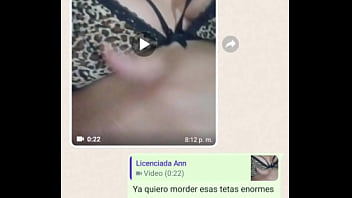 Mi madrastra me coquetea por whatsapp