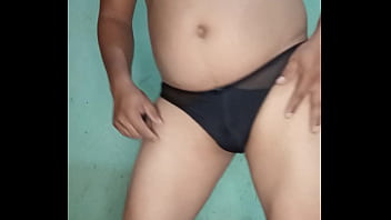 Modelando Mi Tanga Negra De Red thumbnail
