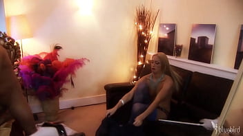 The king has two vaginas to choose from after dinner