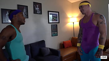 Manupfilms Gay Studs Isaac X And Jake Waters Hit The Gym thumbnail