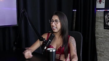 Teve outras tretas na casa das pimentinhas sua primeira experiência não foi legal e disse as plataformas que trabalha e a sua filha luciana picchi sheer red