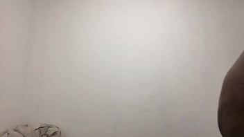 Provocando meus fãs fiquei de quatro