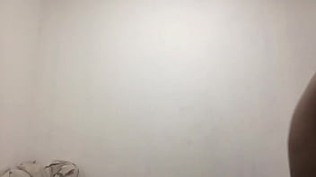 Provocando meus fãs fiquei de quatro