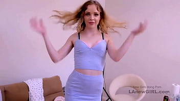 Blonde it girl got seduced by the producer