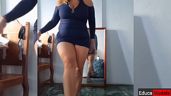 Yelixnow mommy striptease big boobs playing big ass dancing