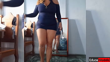 Yelixnow mommy striptease big boobs playing big ass dancing