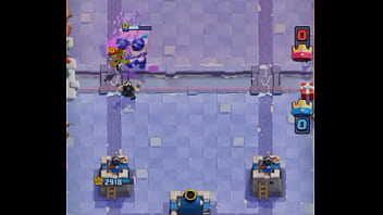 Cogida a un wey que no sabe jugar clash royale