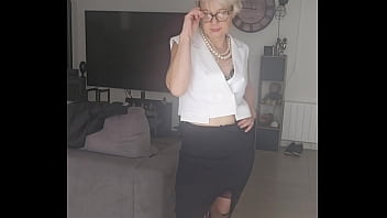 Que pense tu de ma tenu pour allez au travaille tu tiendrait la journée avant de