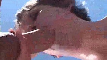 Amateur girl gets fucked and squirts