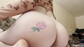 соло анал на диване