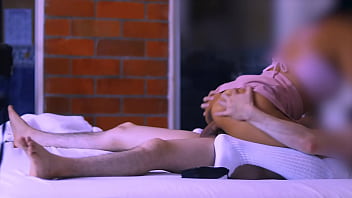 Cuñada y el compañero de la universidad