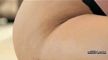 Stressed out milf with a sexy body gets a happy ending massage