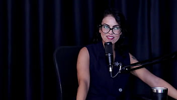 Um cliente desmaiou e teve que fazer os primeiros socorros e as coisas bizarras que pediram foi kali kalifa dominatrix watch sheer red