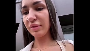 вебкам модель в такси обнажила