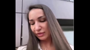 вебкам модель в такси обнажила