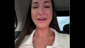 вебкам модель в такси обнажила вебкам модель в такси обнажила