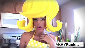 Hot babe masturbates