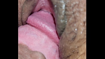 Beautiful wet pussy with creampie ending