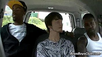 Hardcore Gay Sex With Beefy Muscle 14 thumbnail