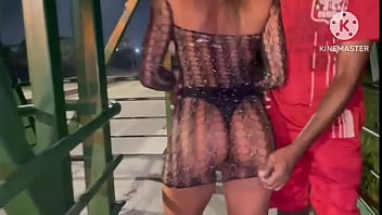 Esposa dando pra 2 na passarela da via dutra