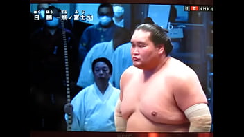 白鵬の八百長相撲　800万円